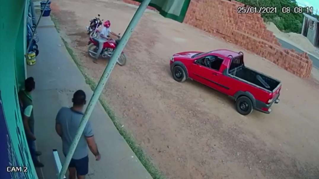 Moto fantasma" anda sozinha e assusta moradores