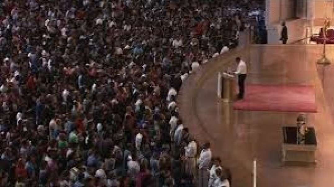 A Ele a Glória - Bispo Renato Cardoso ao vivo no Templo de Salomão